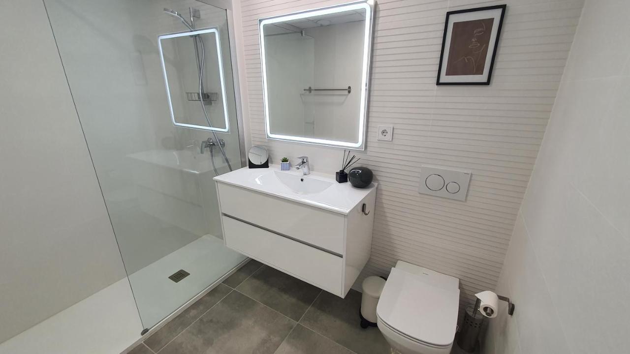 פינסטראט Pool & Snooker Villa מראה חיצוני תמונה